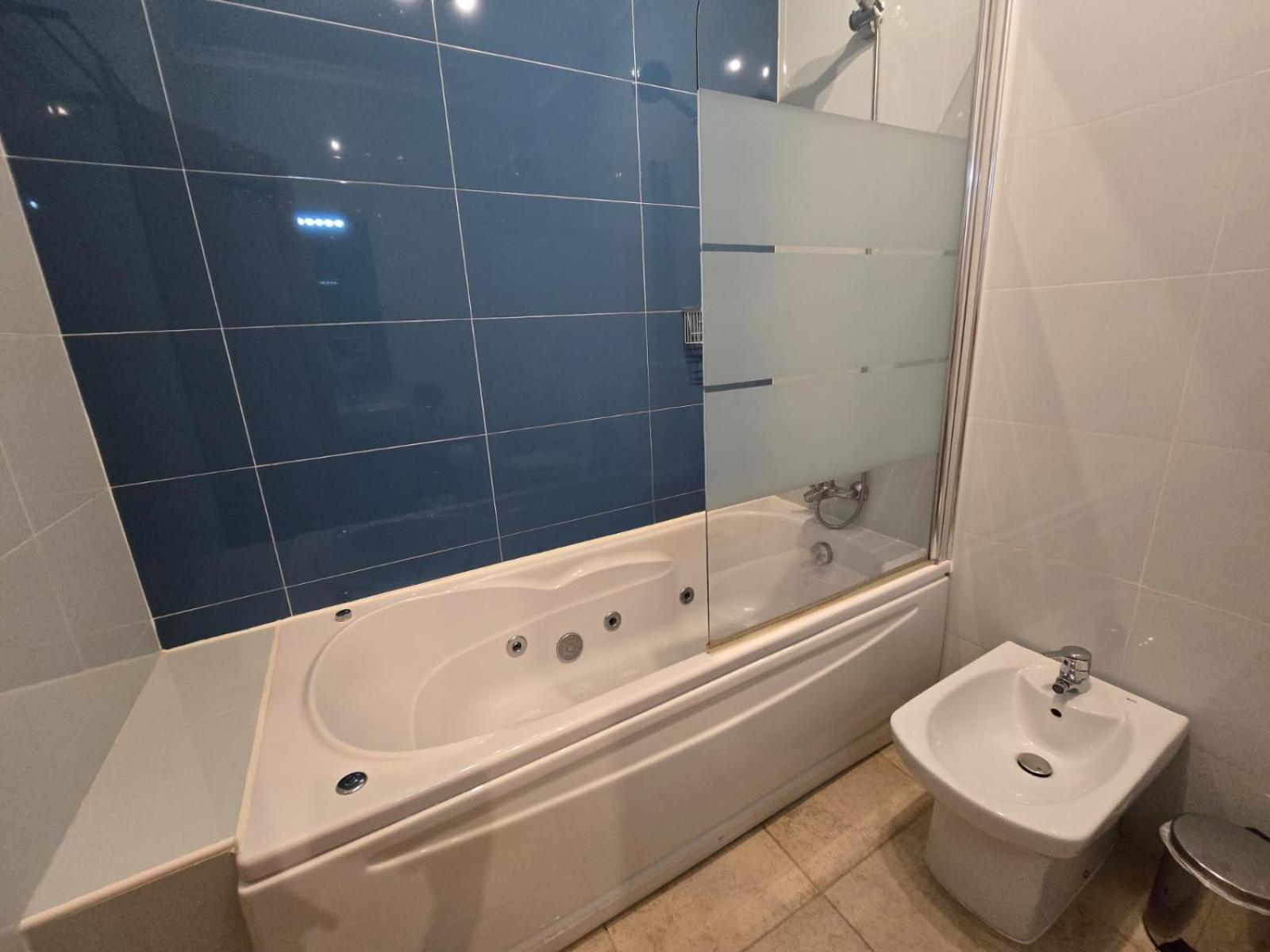 Apartment Lucas House 4 *